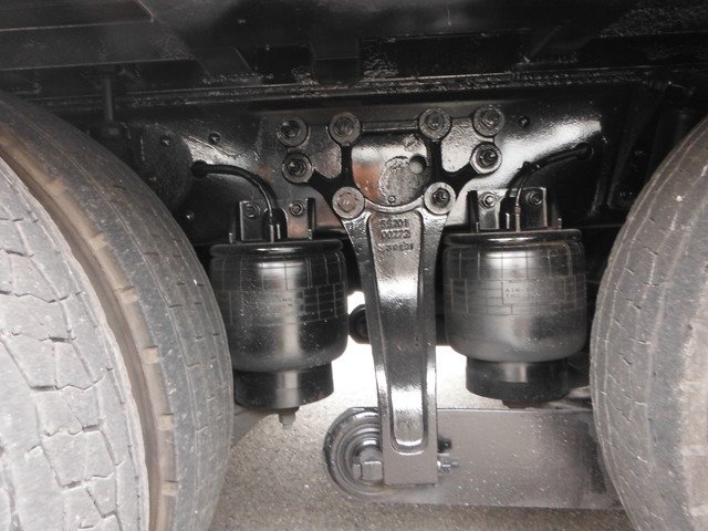 日産UD QKG-CG4ZA セルフ４段 10t