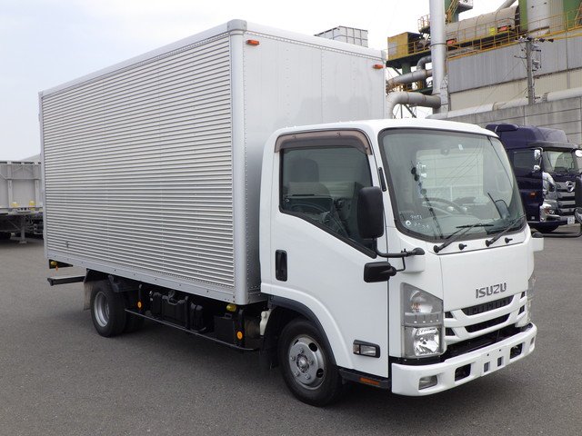 イスズ TRG-NLR85AN バン 1t以上4t未満 標準