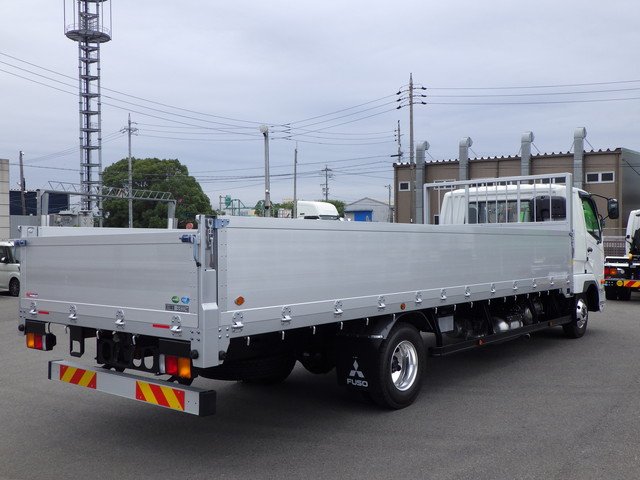 三菱 2KG-FK62F 平ボディ 4t ワイド
