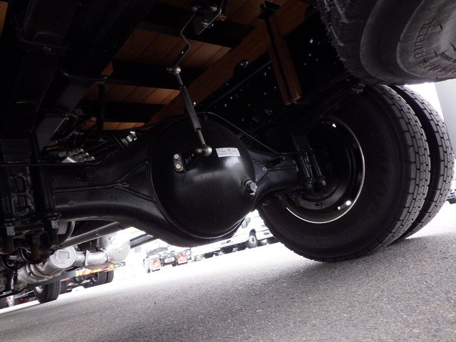 三菱 2KG-FK62F 平ボディ 4t ワイド