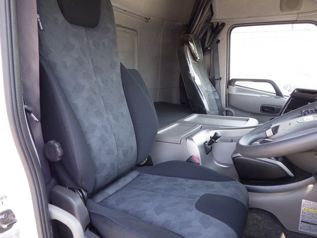 日産UD 2PG-CD5CA 冷凍車 10t超