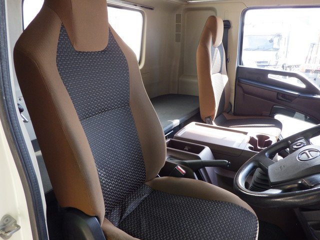 日野 2KG-FD2ABG 冷凍車 4t ワイド