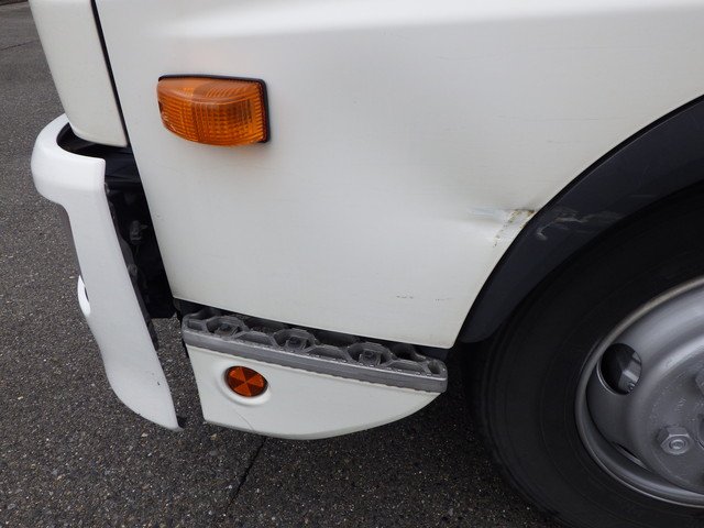 日野 2KG-FD2ABG 冷凍車 4t ワイド