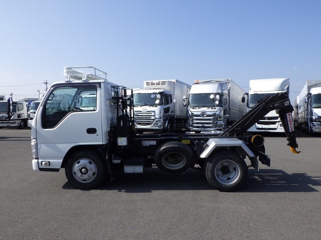 イスズ 2RG-NKR88AN アームロール 1t以上4t未満 標準