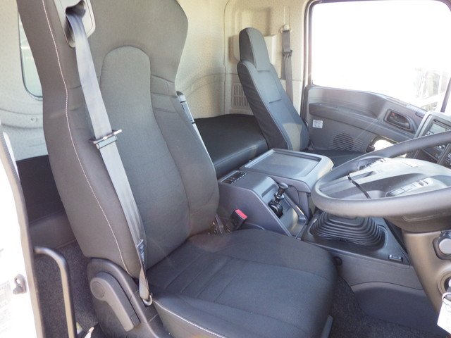 イスズ 2PG-CYL77C アルミウィング 10t超