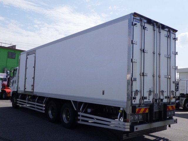 イスズ QPG-CYL77BA 冷凍車 10t超