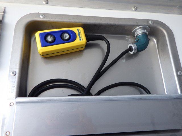 三菱 2KG-FK65F 冷凍車 4t ワイド