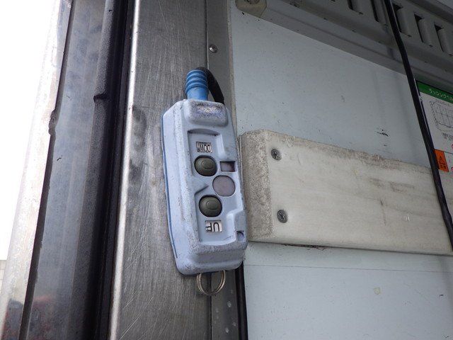 日野 2KG-FC2ABA バン 4t ワイド