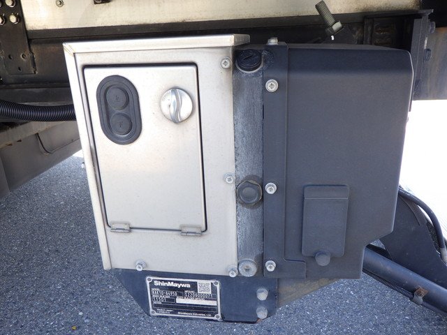 イスズ 2PG-FSR90T2 冷凍車 4t超10t未満 ワイド