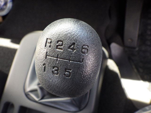 三菱 2KG-FK65F 平ボディ 4t ワイド